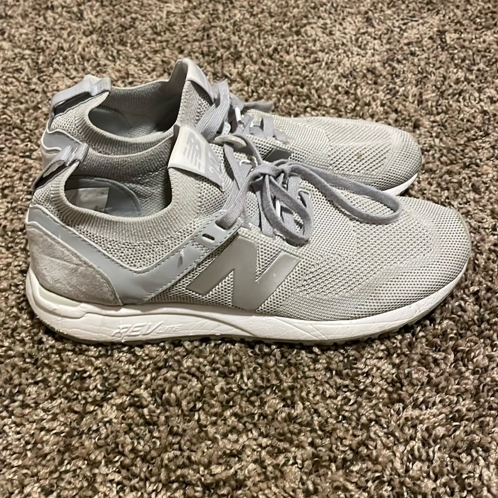 Women’s Size 8 New Balance 247 Gray Shoes